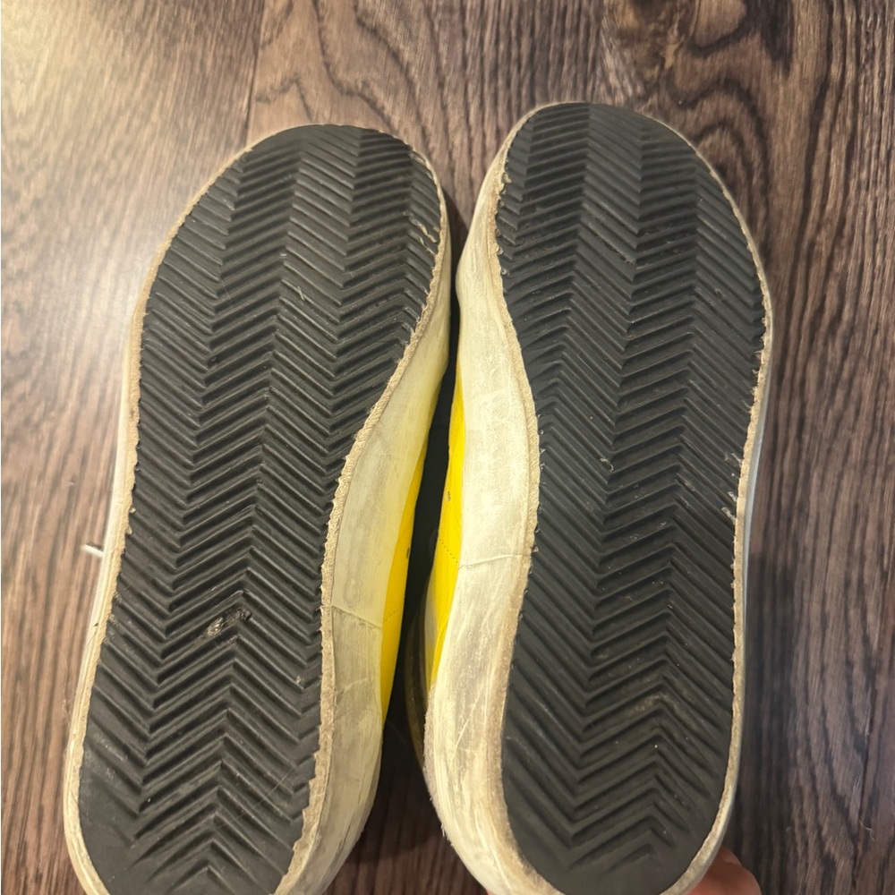 Golden Goose Yellow & White Lace-Up Sneakers - Picture 6 of 8